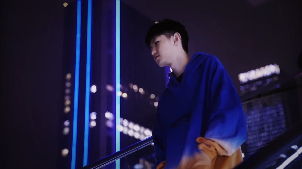 与持球分担 与持球分担